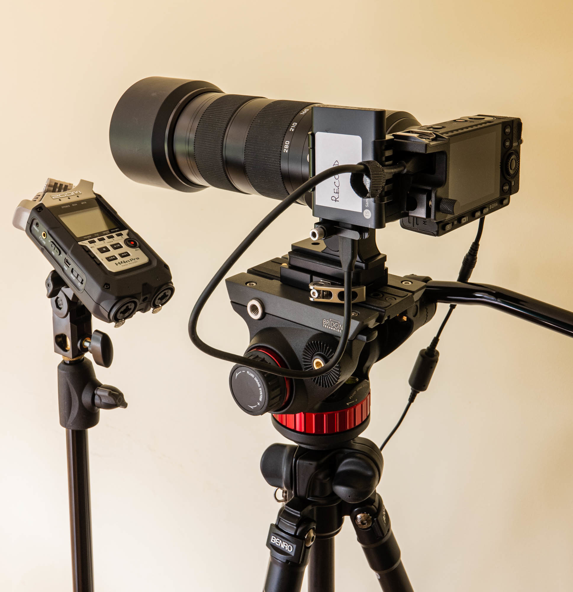 Sigma fp for video - examples of kit & set-up - Other L-Mount products -  Leica Forum